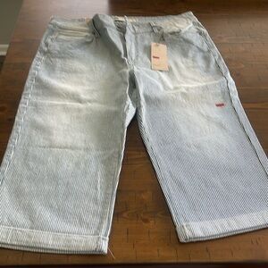 New Levi Capris very nice!